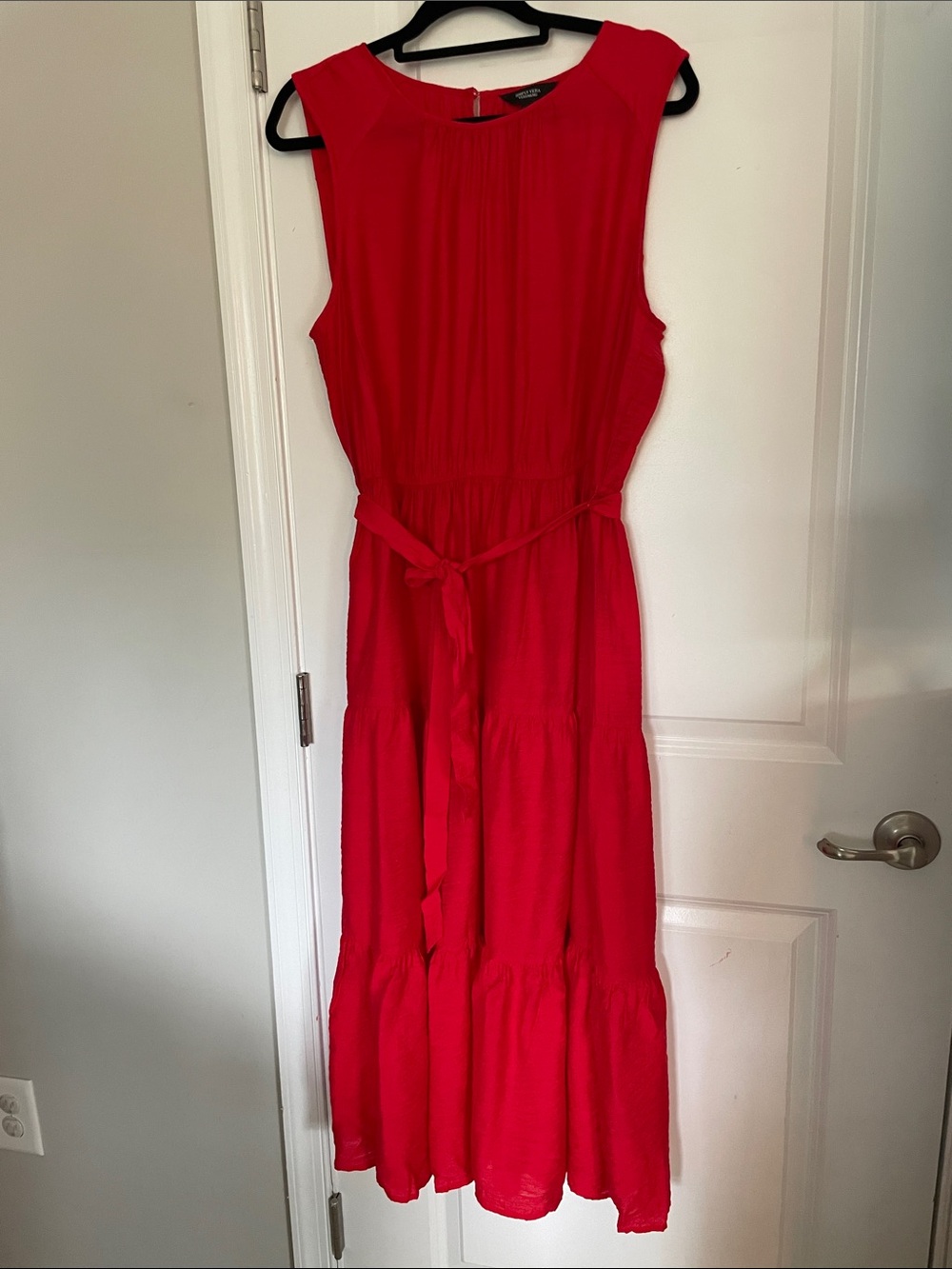 Simply Vera Sleeveless Red Tiered Maxi Summer Dress
